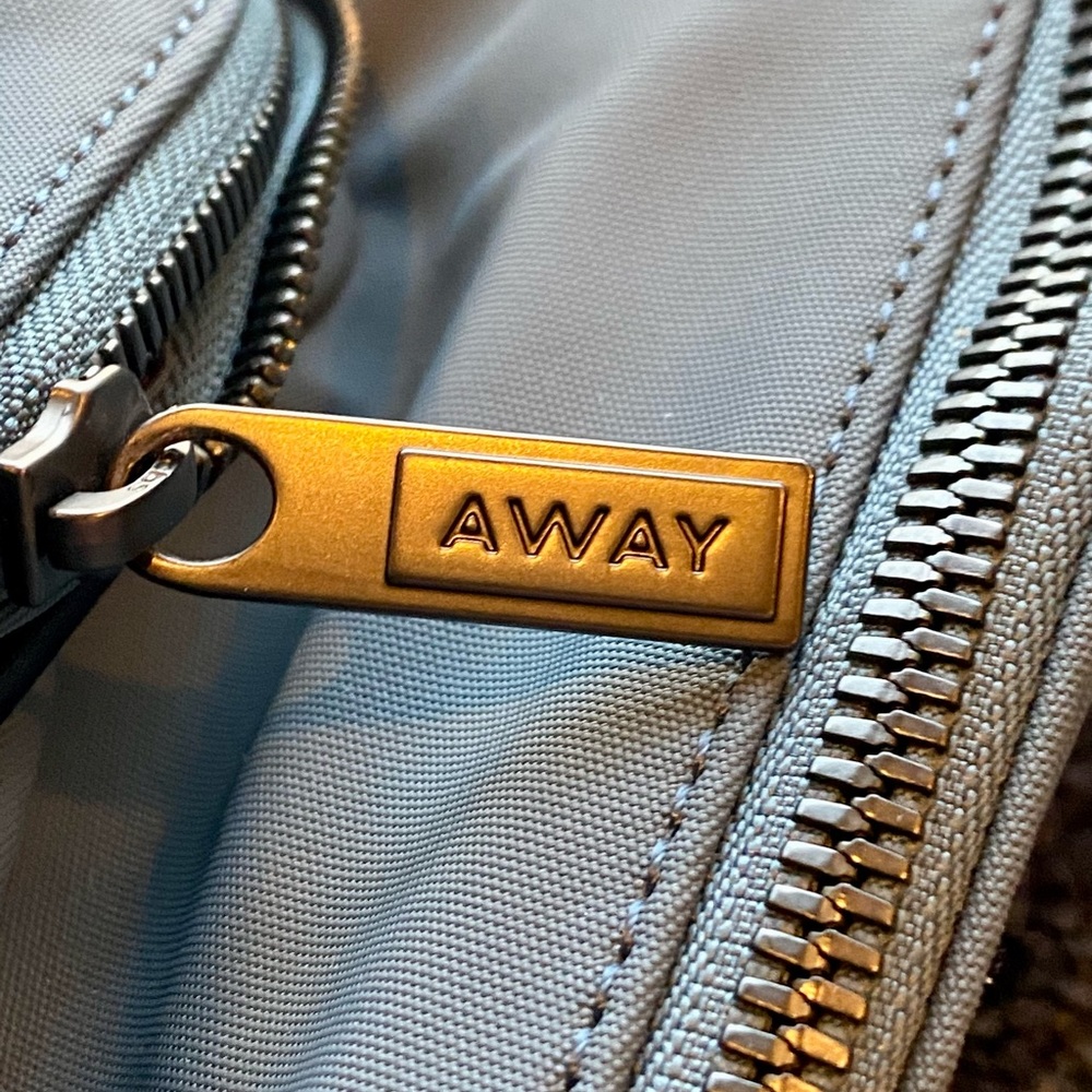 Brand new AWAY The Front Pocket backpack in Coast/blue